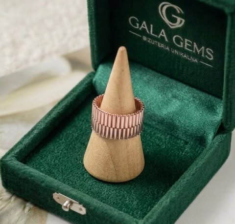 Różowo-złoty pierścień Gala Gems